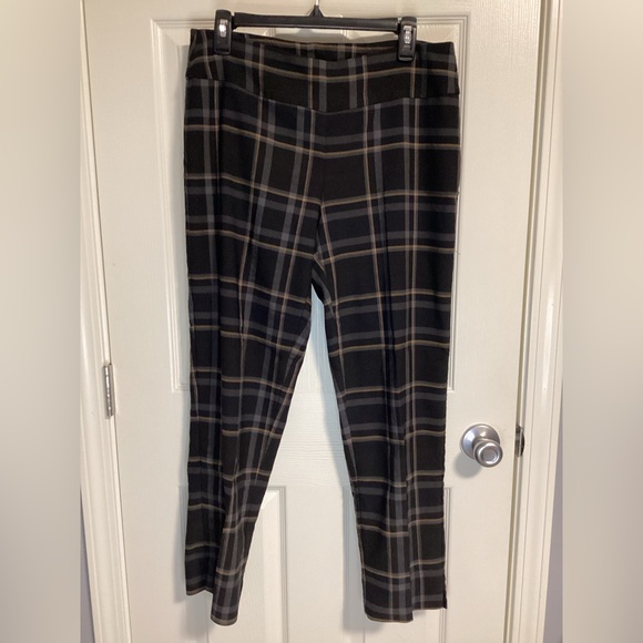 Black and brown Zac & Rachel plaid pants-size 12 - Picture 1 of 6